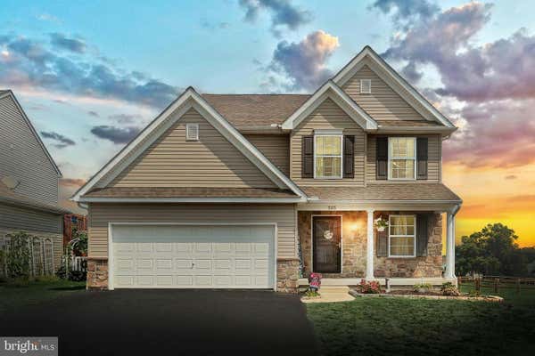 555 ROSEWATER DR, RED LION, PA 17356 - Image 1