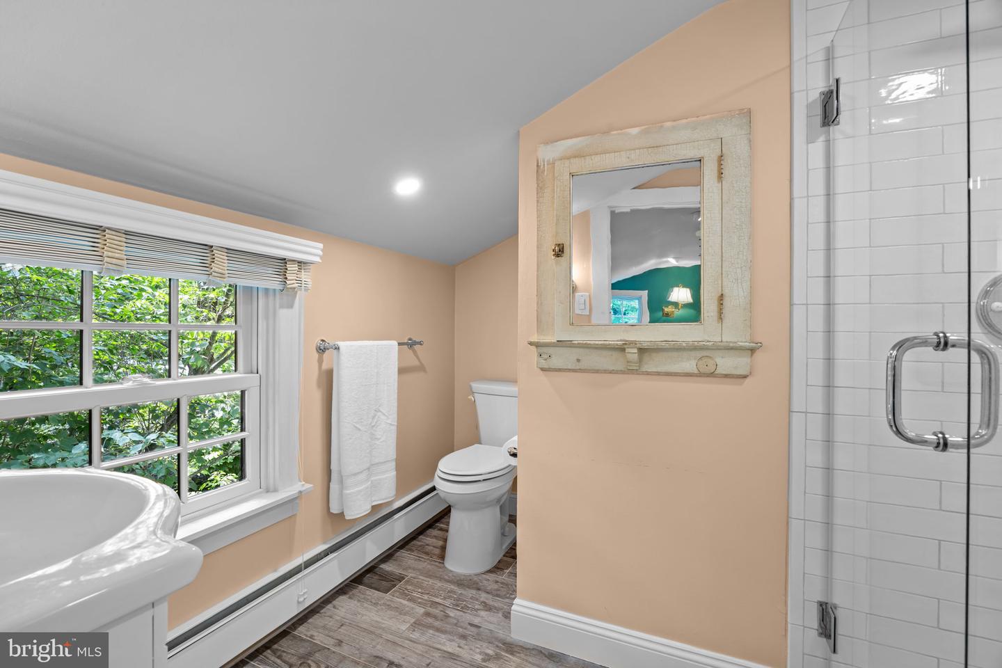 Furlong, Pennsylvania, 18925, United States, 3 Bedrooms Bedrooms, ,2 BathroomsBathrooms,Residential,Active,1888521