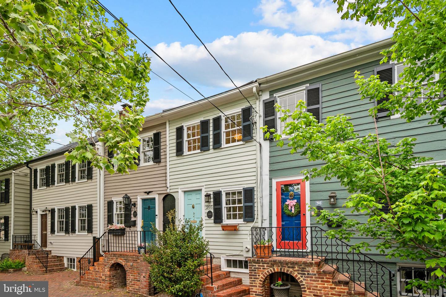 Alexandria, Virginia, 22314, United States, 3 Bedrooms Bedrooms, ,3 BathroomsBathrooms,Residential,Active,2044570