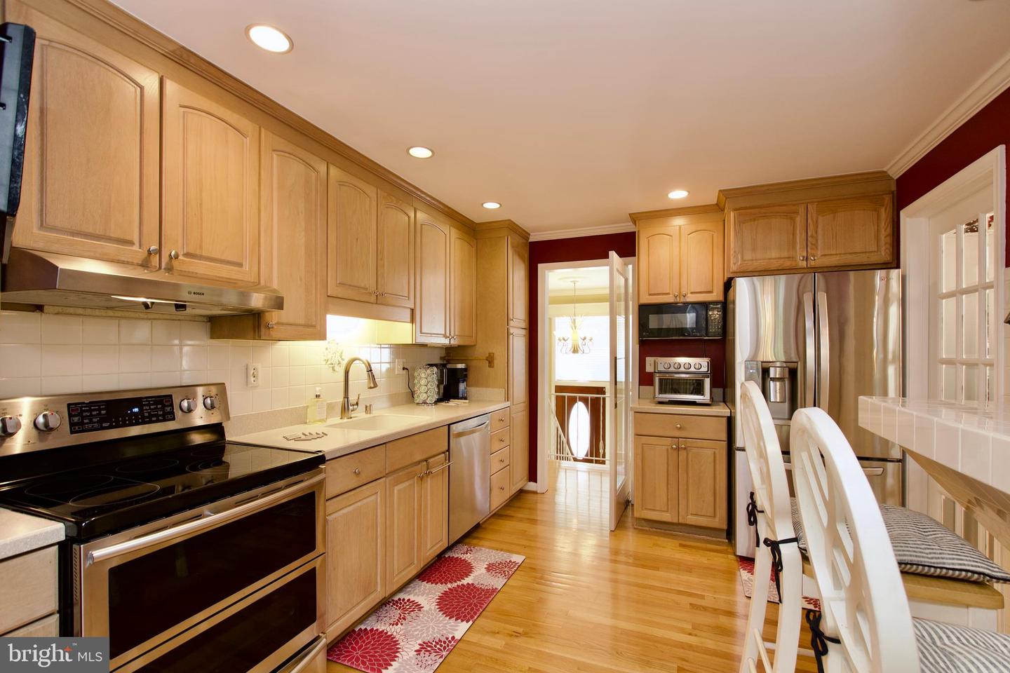 Annandale, Virginia, 22003, United States, 4 Bedrooms Bedrooms, ,3 BathroomsBathrooms,Residential,Active,1969677