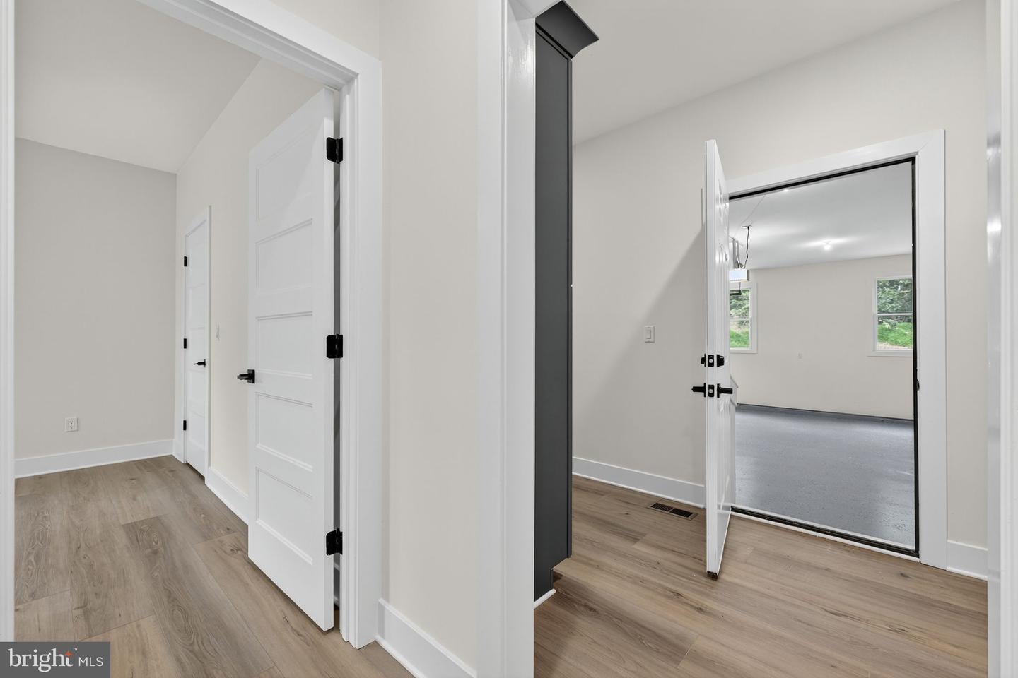 Warrenton, Virginia, 20187, United States, 3 Bedrooms Bedrooms, ,4 BathroomsBathrooms,Residential,Active,1963257