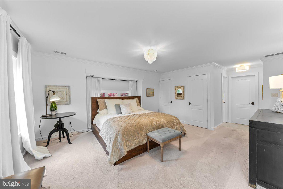 Wilmington, Delaware, 19807, United States, 5 Bedrooms Bedrooms, ,6 BathroomsBathrooms,Residential,Active,1988434