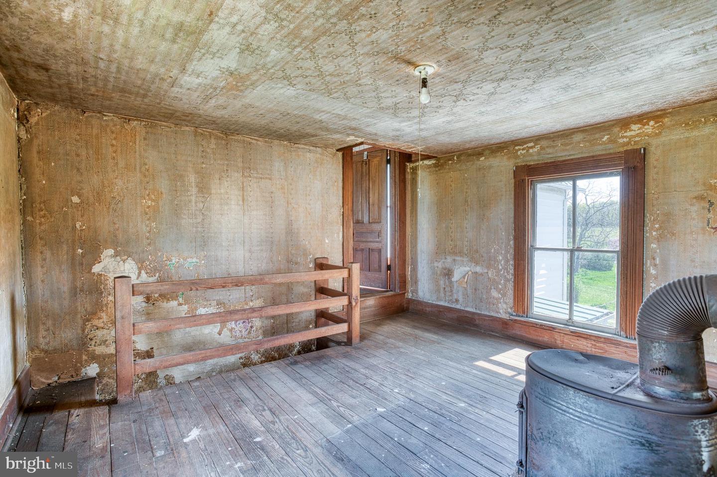 Culpeper, Virginia, 22701, United States, 4 Bedrooms Bedrooms, ,1 BathroomBathrooms,Residential,Active,1799358