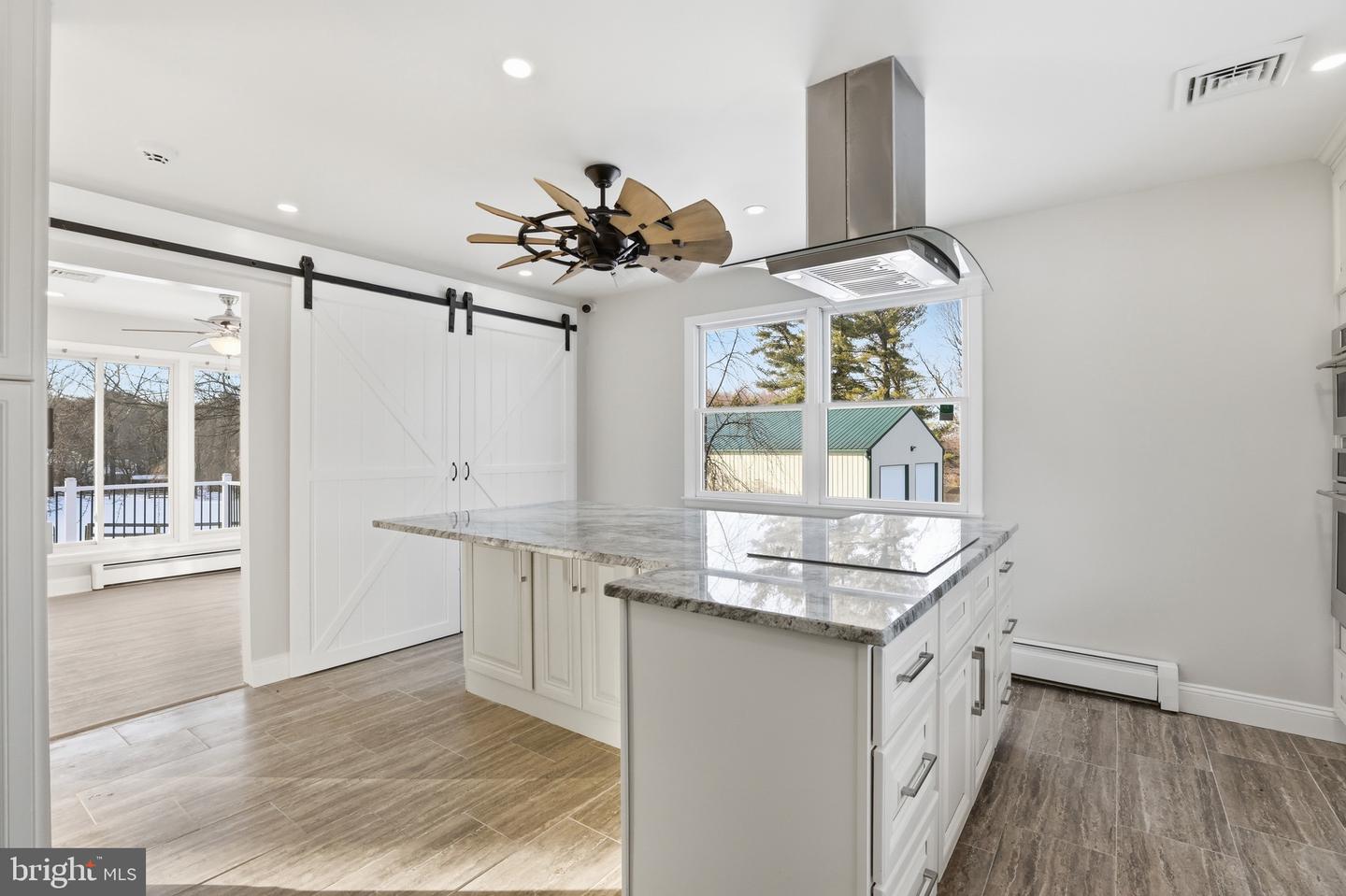 Clarksburg, Maryland, 20871, United States, 5 Bedrooms Bedrooms, ,3 BathroomsBathrooms,Residential,Active,1996277