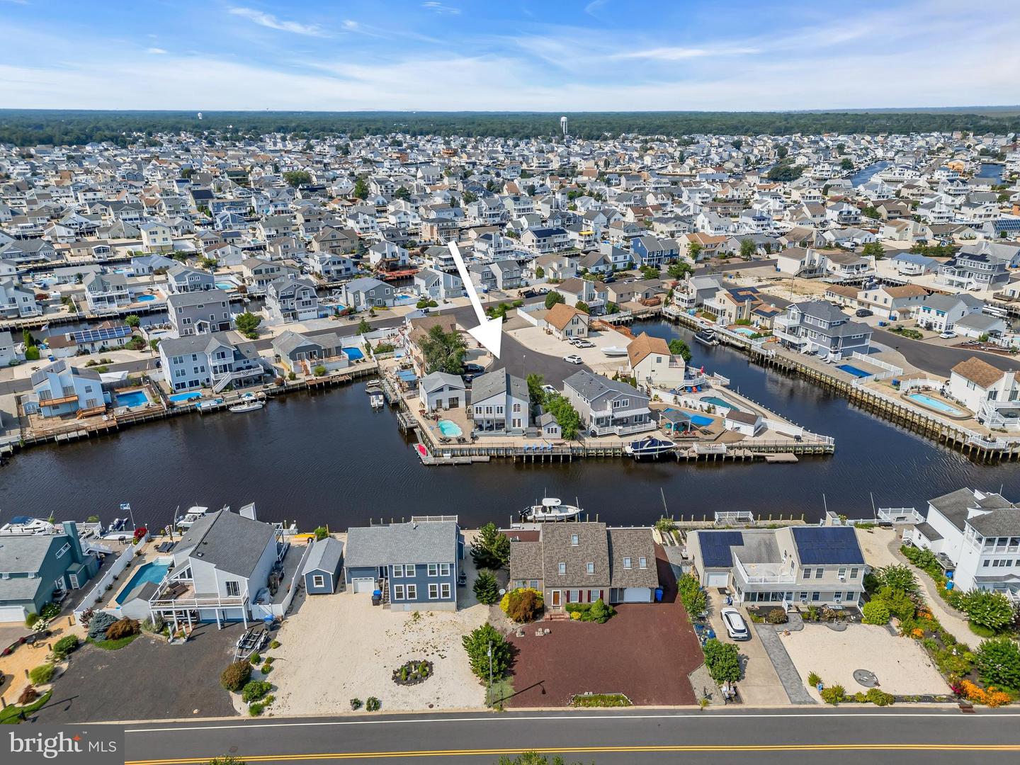 Manahawkin, New Jersey, 08050, United States, 4 Bedrooms Bedrooms, ,2 BathroomsBathrooms,Residential,Active,1919073