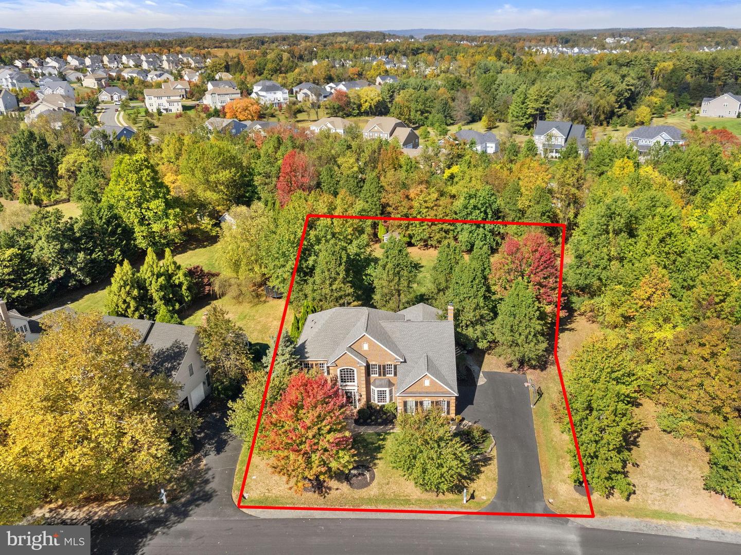 Aldie, Virginia, 20105, United States, 5 Bedrooms Bedrooms, ,5 BathroomsBathrooms,Residential,Active,2010541