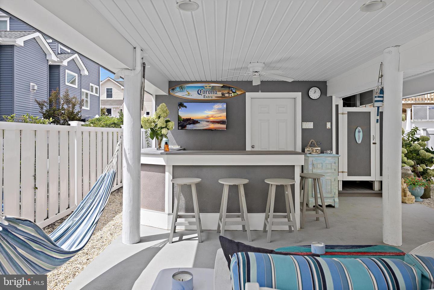 Beach Haven, New Jersey, 08008, United States, 5 Bedrooms Bedrooms, ,4 BathroomsBathrooms,Residential,Active,1941132
