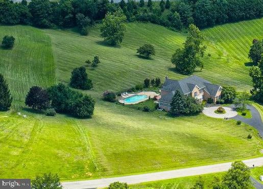 Leesburg, Virginia, 20175, United States, 4 Bedrooms Bedrooms, ,5 BathroomsBathrooms,Residential,Active,1894598