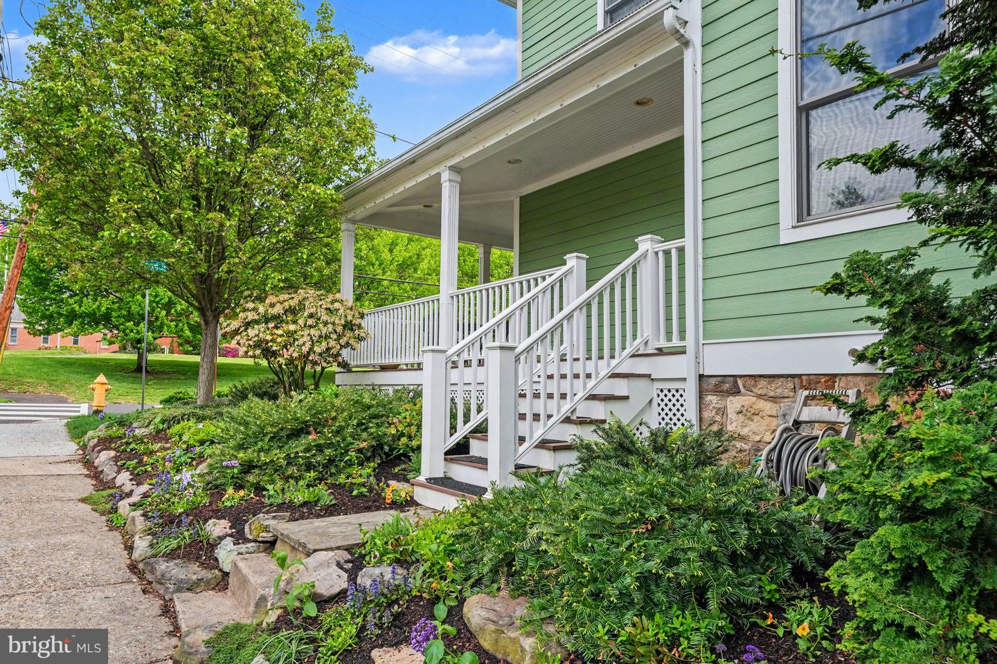 Doylestown, Pennsylvania, 18901, United States, 4 Bedrooms Bedrooms, ,3 BathroomsBathrooms,Residential,Contingent,2045751