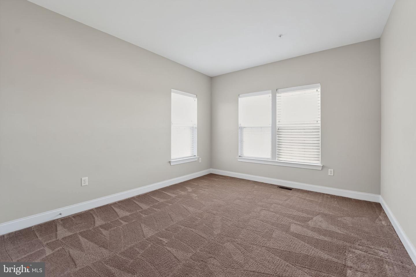 Middle River, Maryland, 21220, United States, 5 Bedrooms Bedrooms, ,5 BathroomsBathrooms,Residential,Active,1965821