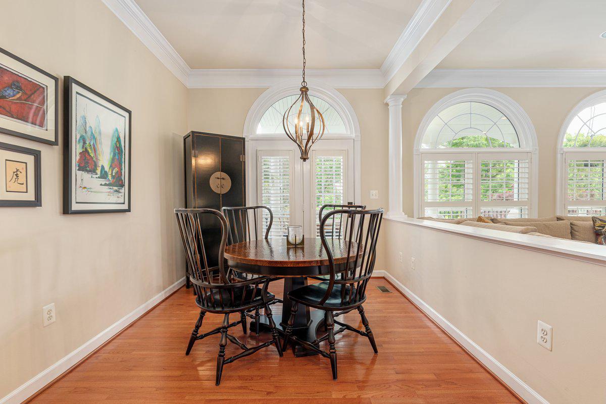 Leesburg, Virginia, 20176, United States, 4 Bedrooms Bedrooms, ,5 BathroomsBathrooms,Residential,Active,2044548