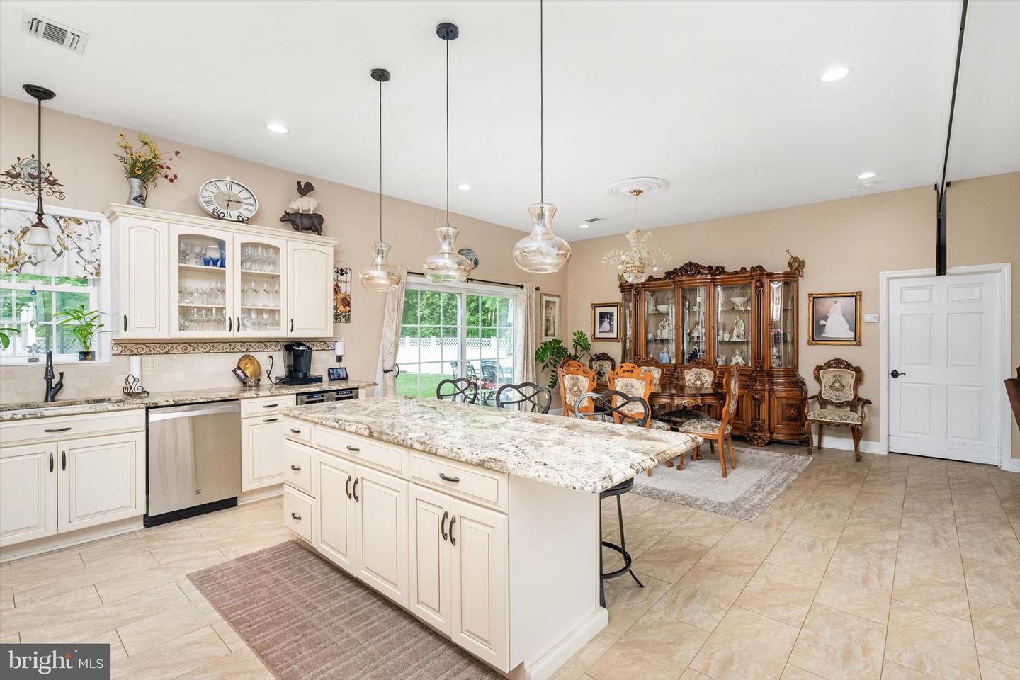 Robbinsville, New Jersey, 08691, United States, 6 Bedrooms Bedrooms, ,6 BathroomsBathrooms,Residential,Active,1953417