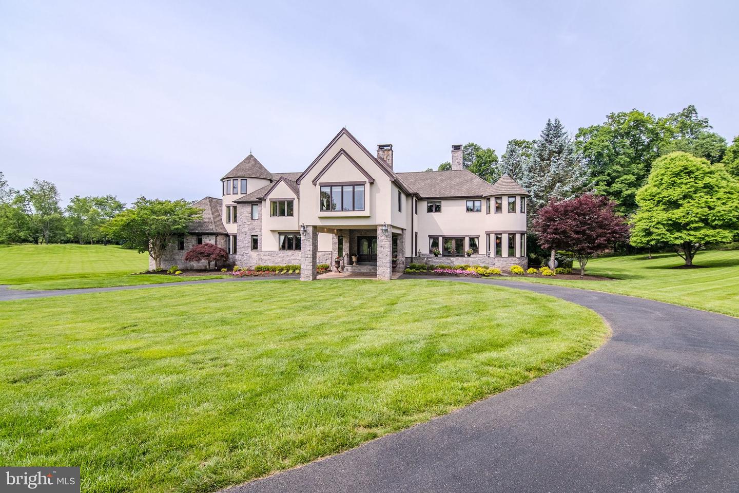 Newtown, Pennsylvania, 18940, United States, 6 Bedrooms Bedrooms, ,6 BathroomsBathrooms,Residential,Active,1849543