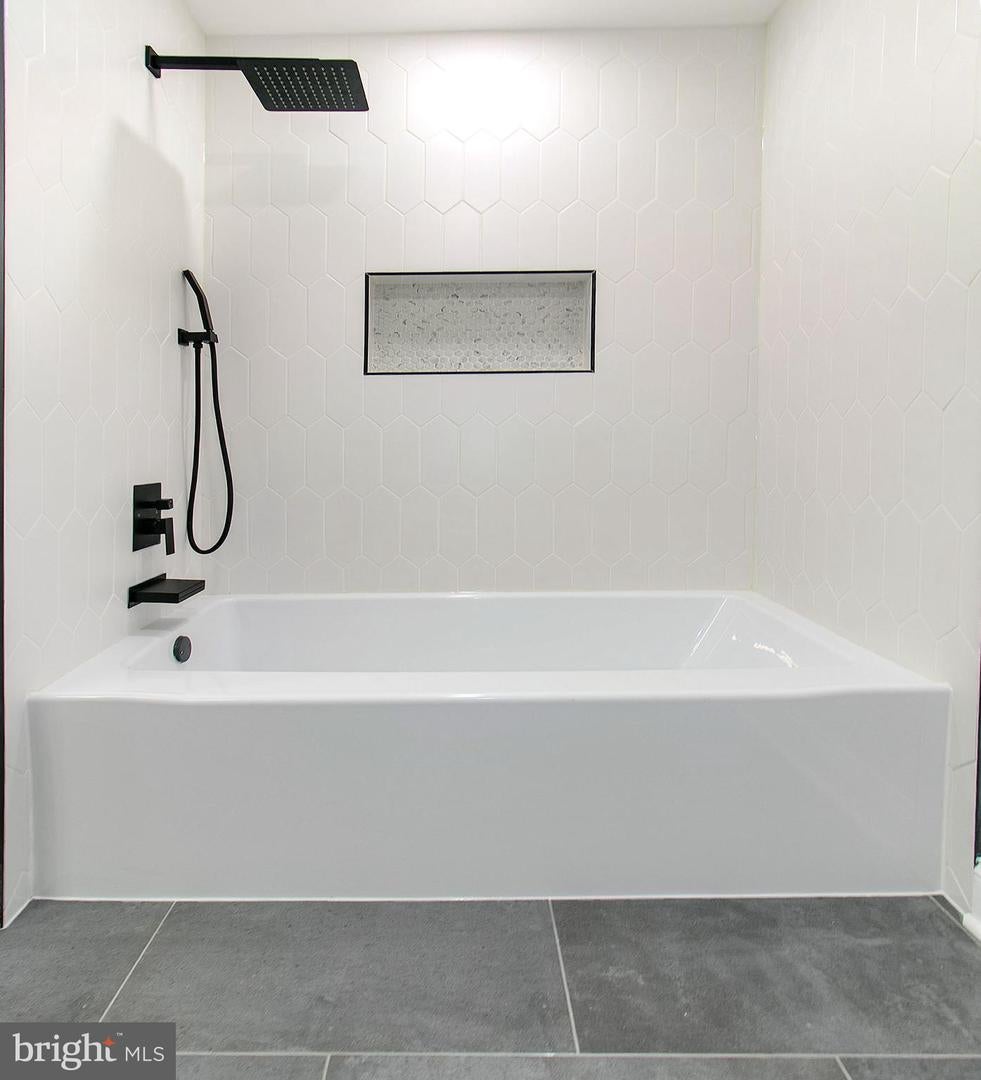 Ashburn, Virginia, 20147, United States, 5 Bedrooms Bedrooms, ,4 BathroomsBathrooms,Residential,Active,1988483