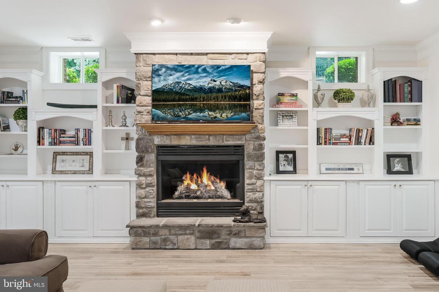 Alexandria, Virginia, 22307, United States, 5 Bedrooms Bedrooms, ,5 BathroomsBathrooms,Residential,Active,1945214