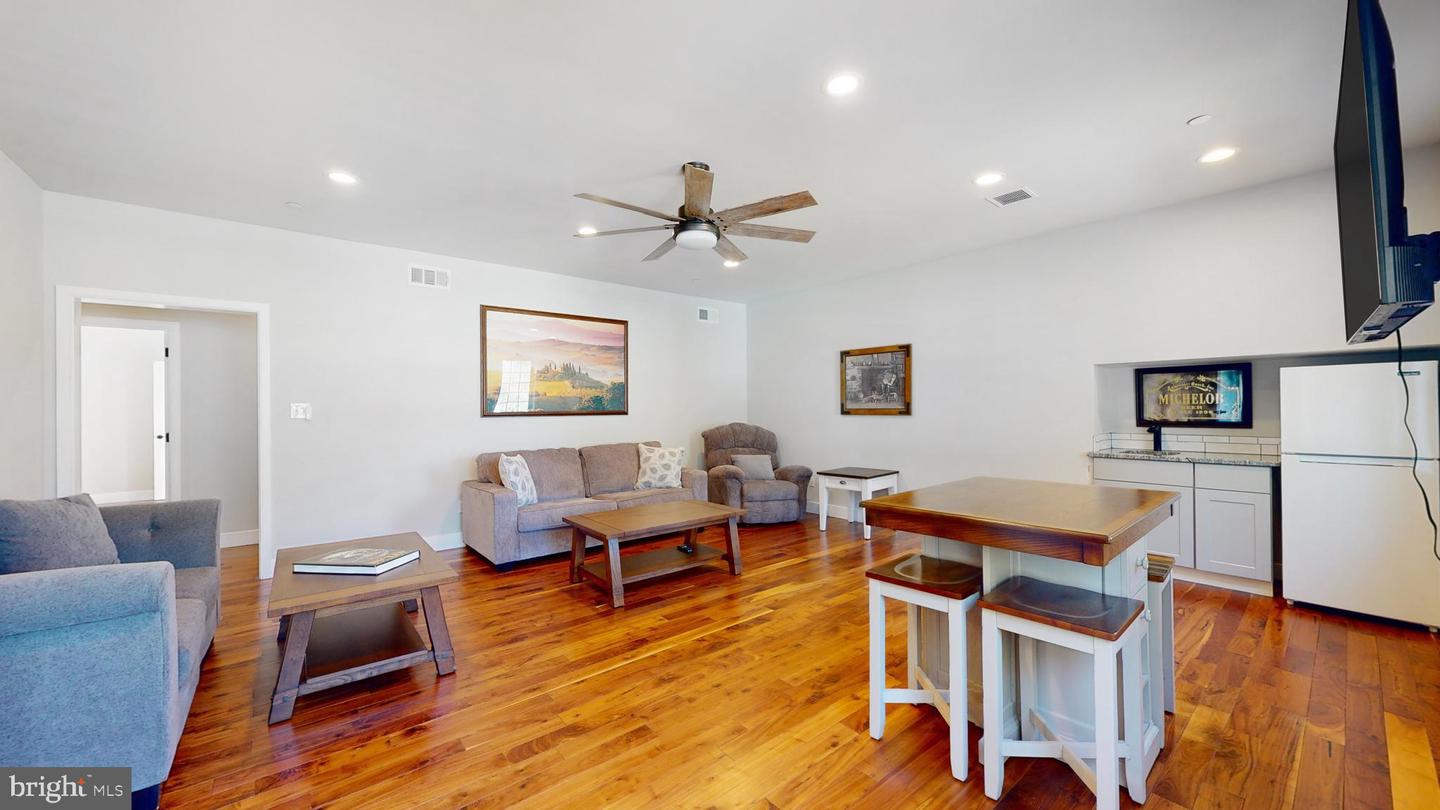 Broomall, Pennsylvania, 19008, United States, 6 Bedrooms Bedrooms, ,8 BathroomsBathrooms,Residential,Active,1738458