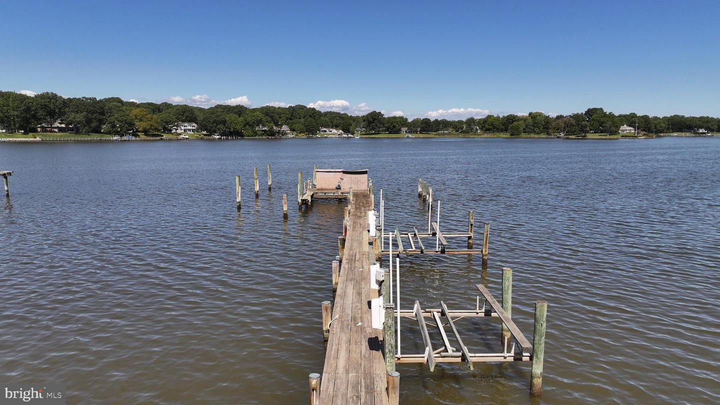 Queenstown, Maryland, 21658, United States, 4 Bedrooms Bedrooms, ,3 BathroomsBathrooms,Residential,Active,1998763