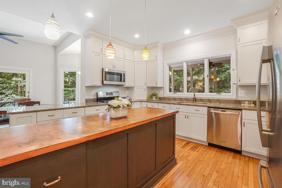Columbia, Maryland, 21044, United States, 4 Bedrooms Bedrooms, ,3 BathroomsBathrooms,Residential,Active,1913962