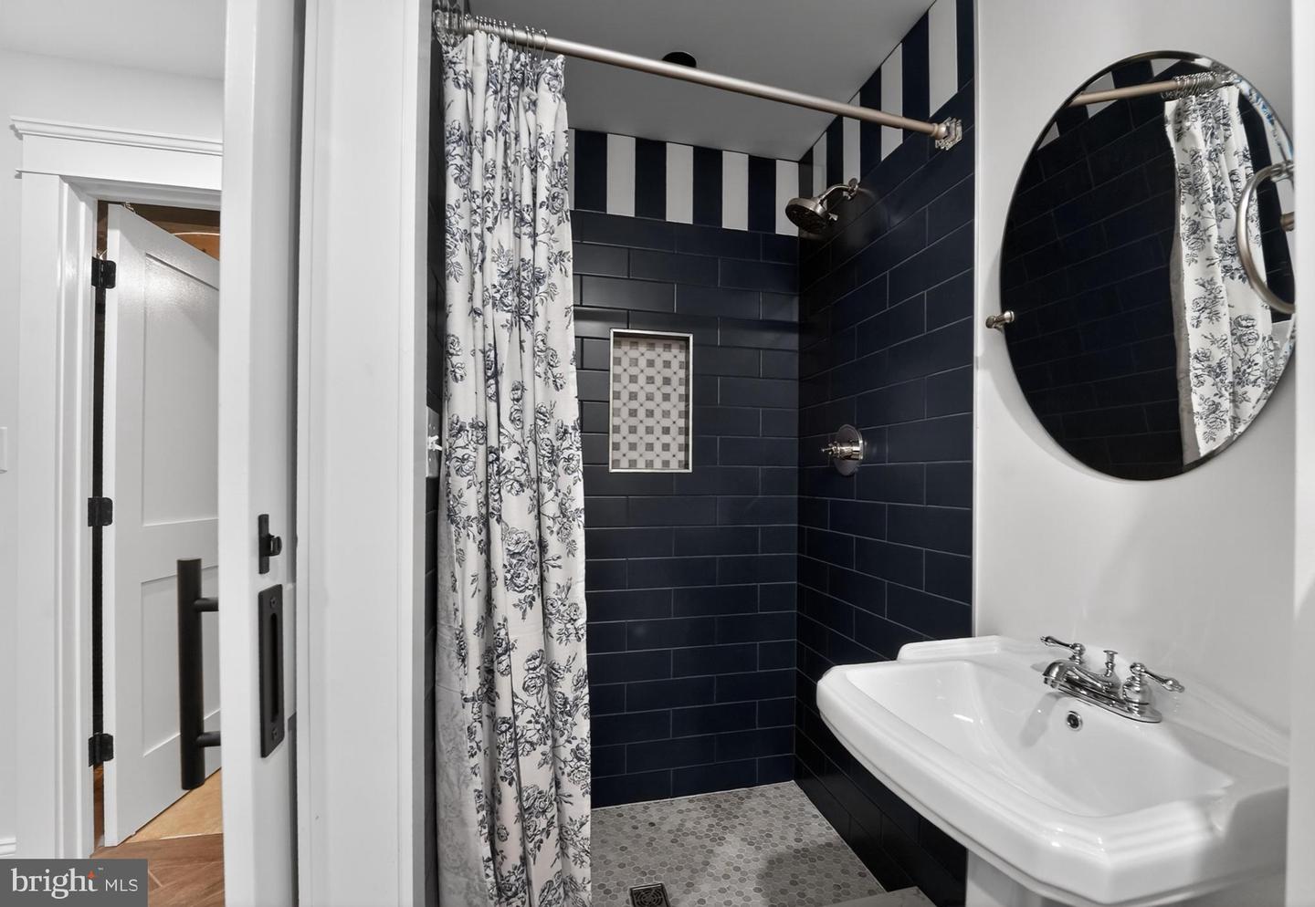 Annapolis, Maryland, 21401, United States, 4 Bedrooms Bedrooms, ,4 BathroomsBathrooms,Residential,Active,2051980