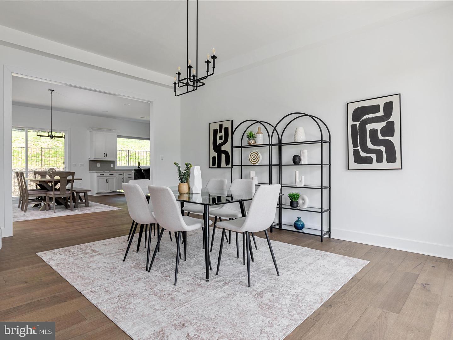 Oakton, Virginia, 22124, United States, 6 Bedrooms Bedrooms, ,6 BathroomsBathrooms,Residential,Active,1960120