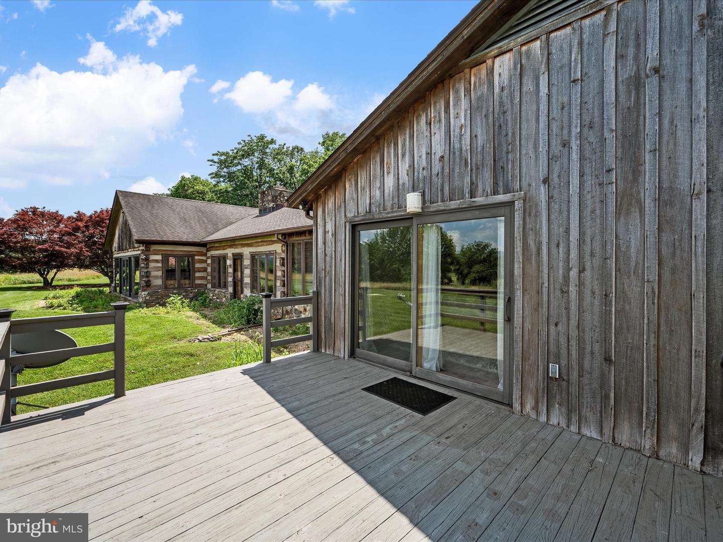 Berryville, Virginia, 22611, United States, 4 Bedrooms Bedrooms, ,3 BathroomsBathrooms,Residential,Active,1884871