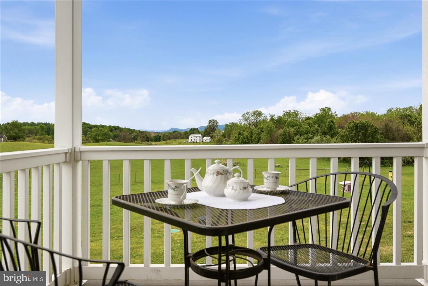 Winchester, Virginia, 22602, United States, 4 Bedrooms Bedrooms, ,4 BathroomsBathrooms,Residential,Active,2025980
