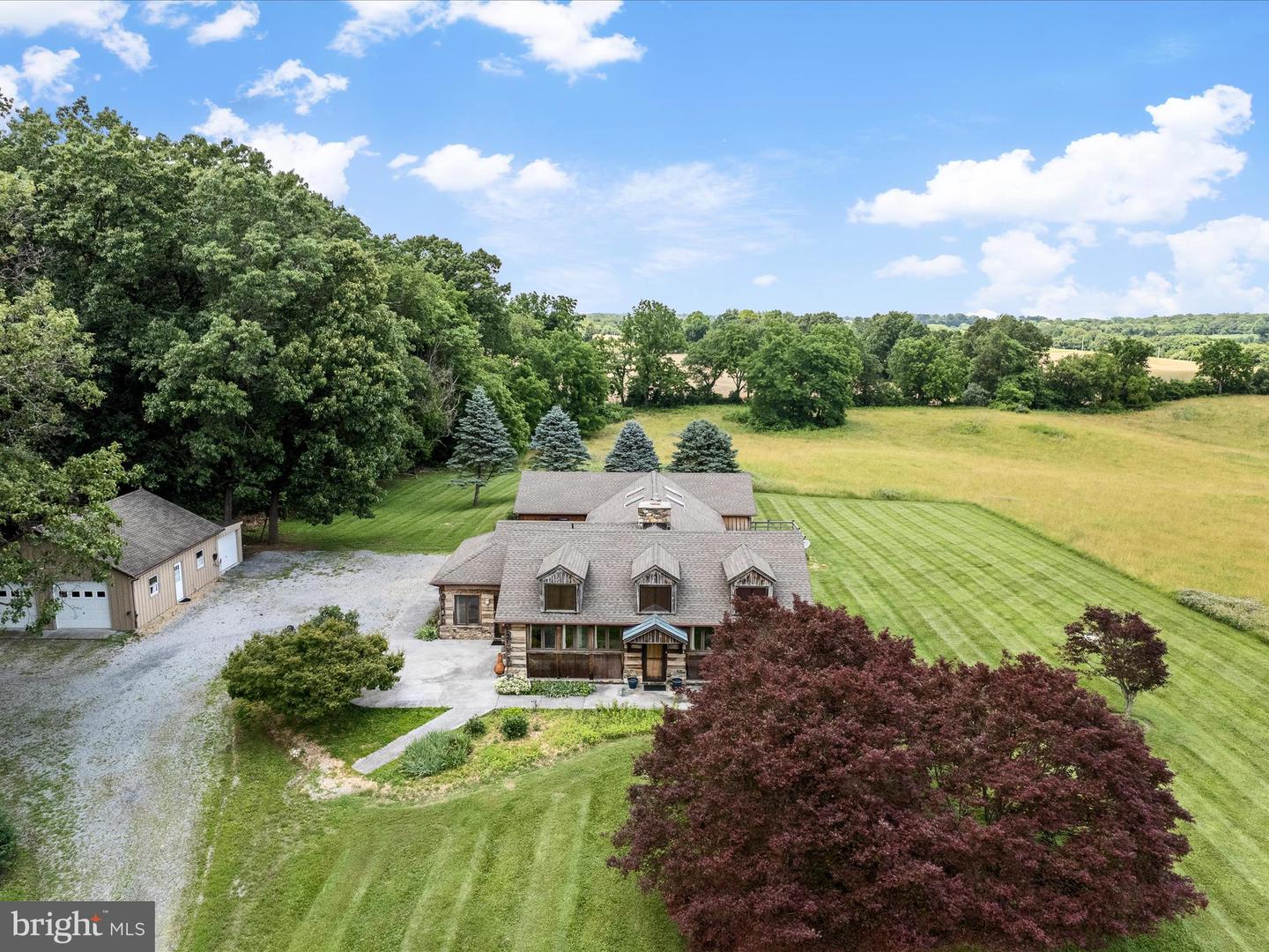 Berryville, Virginia, 22611, United States, 4 Bedrooms Bedrooms, ,3 BathroomsBathrooms,Residential,Active,1884871