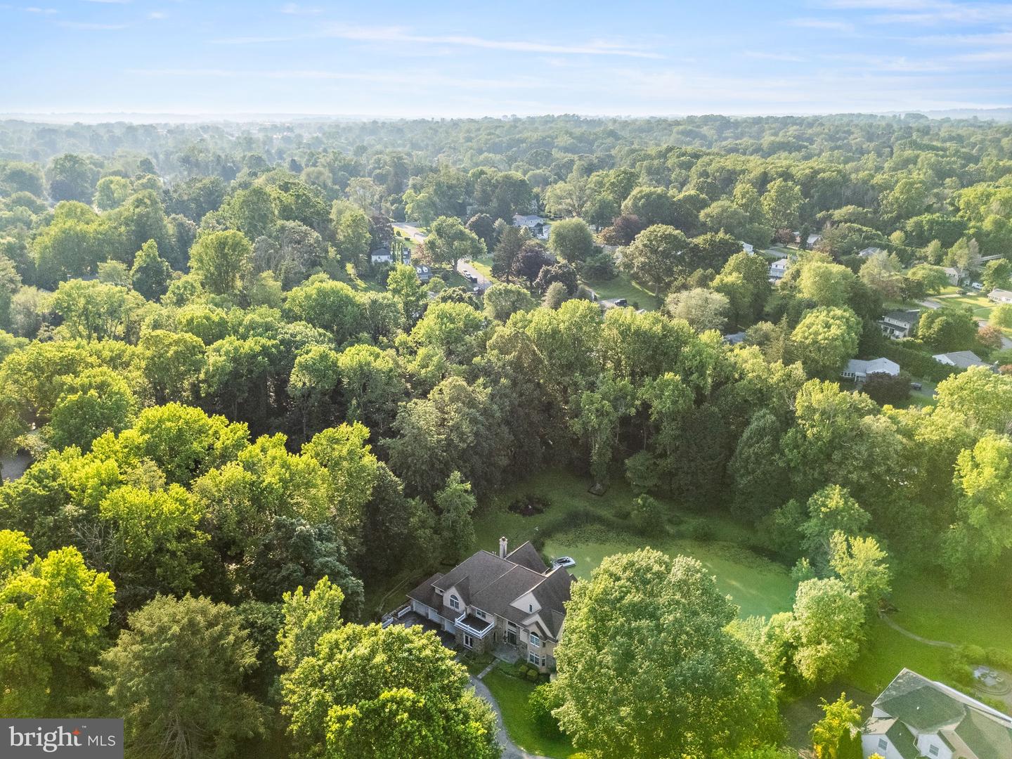 Wallingford, Pennsylvania, 19086, United States, 5 Bedrooms Bedrooms, ,6 BathroomsBathrooms,Residential,Active,1869134