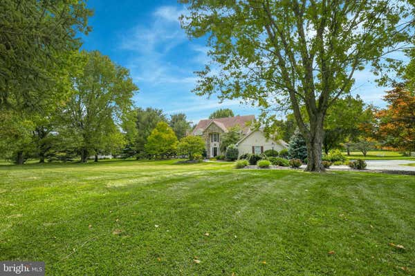 1650 CORTLAND LN, BETHLEHEM, PA 18015 - Image 1