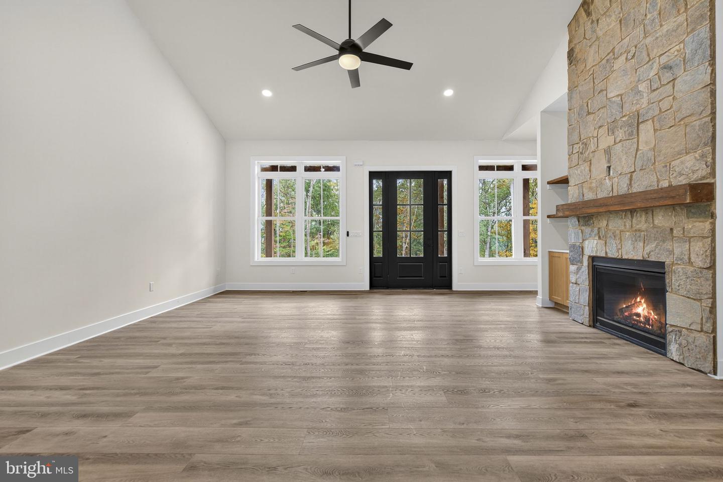 Warrenton, Virginia, 20187, United States, 5 Bedrooms Bedrooms, ,6 BathroomsBathrooms,Residential,Active,2006968