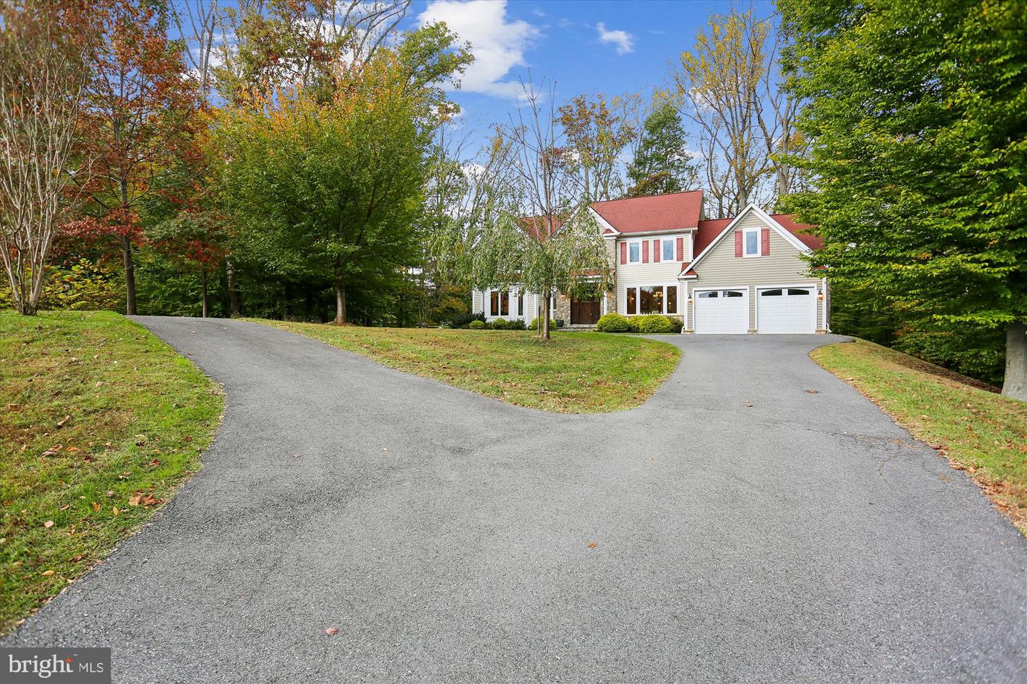 Olney, Maryland, 20832, United States, 4 Bedrooms Bedrooms, ,3 BathroomsBathrooms,Residential,Active,1969632
