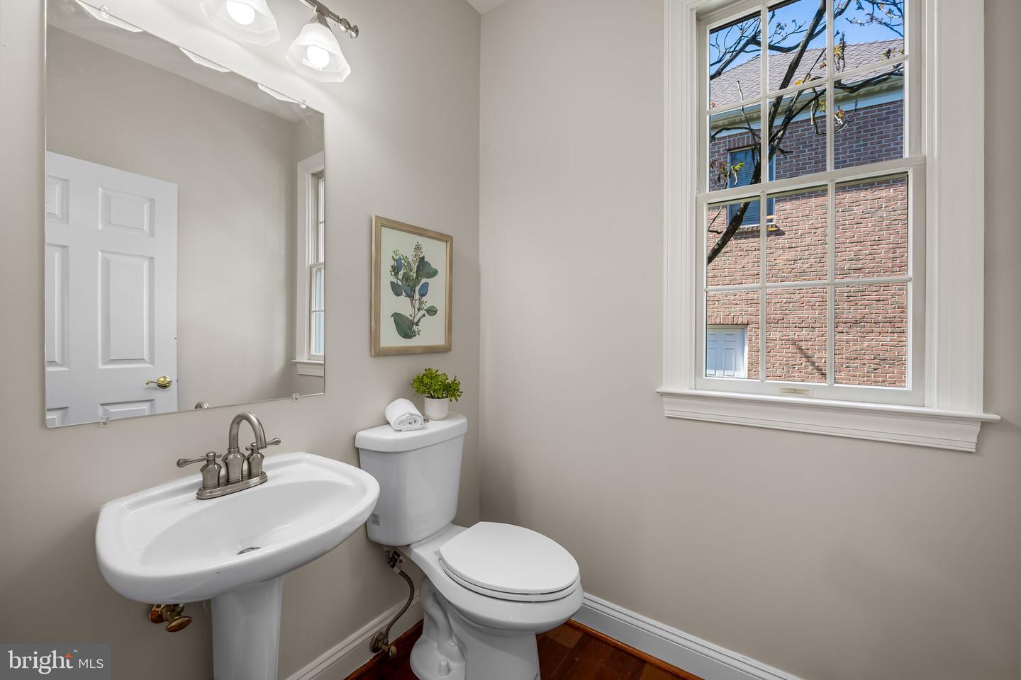 Ellicott City, Maryland, 21042, United States, 5 Bedrooms Bedrooms, ,5 BathroomsBathrooms,Residential,Pending,2045798