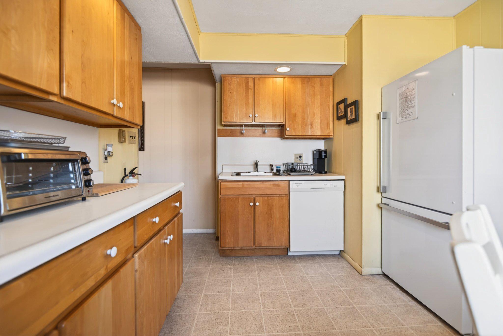 Long Beach Twp, New Jersey, 08008, United States, 8 Bedrooms Bedrooms, ,4 BathroomsBathrooms,Residential,Active,2021663