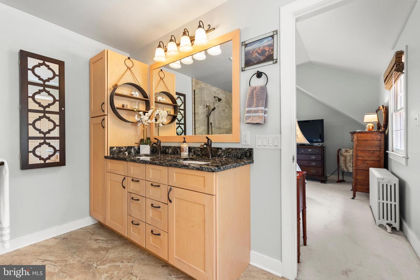 Winchester, Virginia, 22602, United States, 4 Bedrooms Bedrooms, ,4 BathroomsBathrooms,Residential,Active,2041509