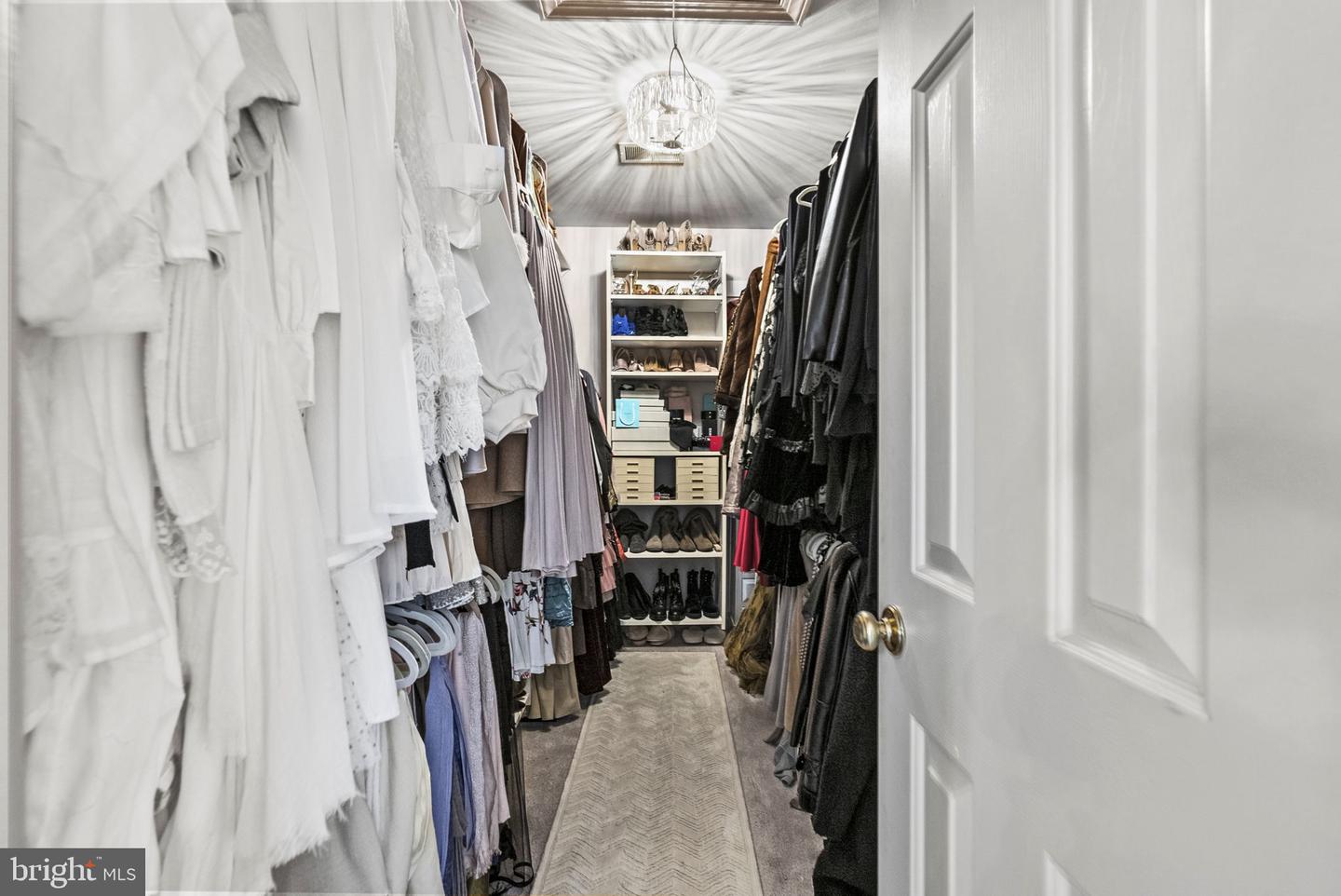 West Chester, Pennsylvania, 19382, United States, 5 Bedrooms Bedrooms, ,4 BathroomsBathrooms,Residential,Contingent,2007155