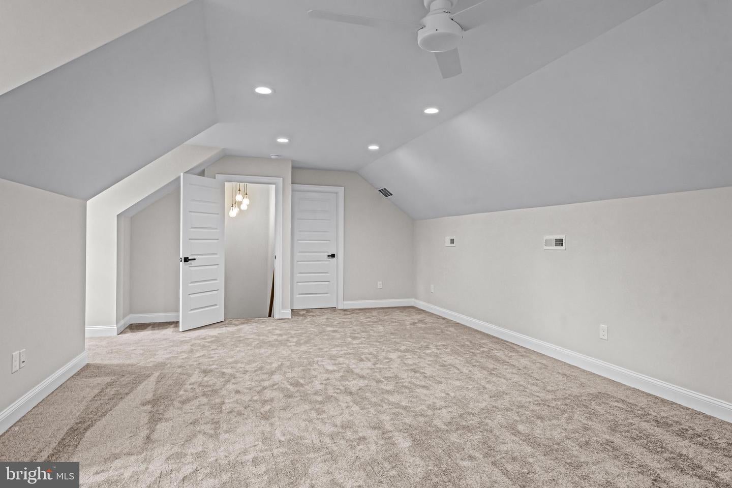 Haddonfield, New Jersey, 08033, United States, 4 Bedrooms Bedrooms, ,4 BathroomsBathrooms,Residential,Active,1886827