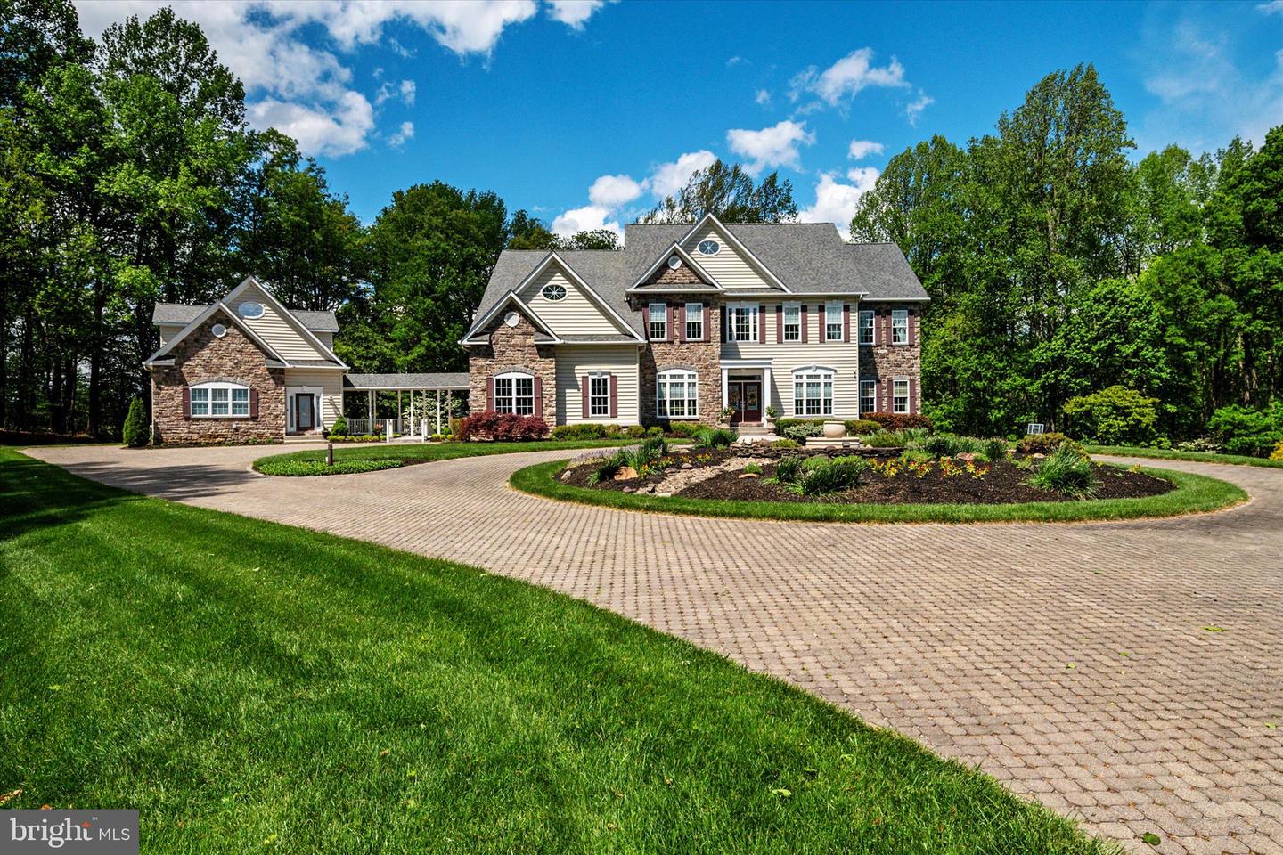 Dunkirk, Maryland, 20754, United States, 8 Bedrooms Bedrooms, ,9 BathroomsBathrooms,Residential,Active,2052010