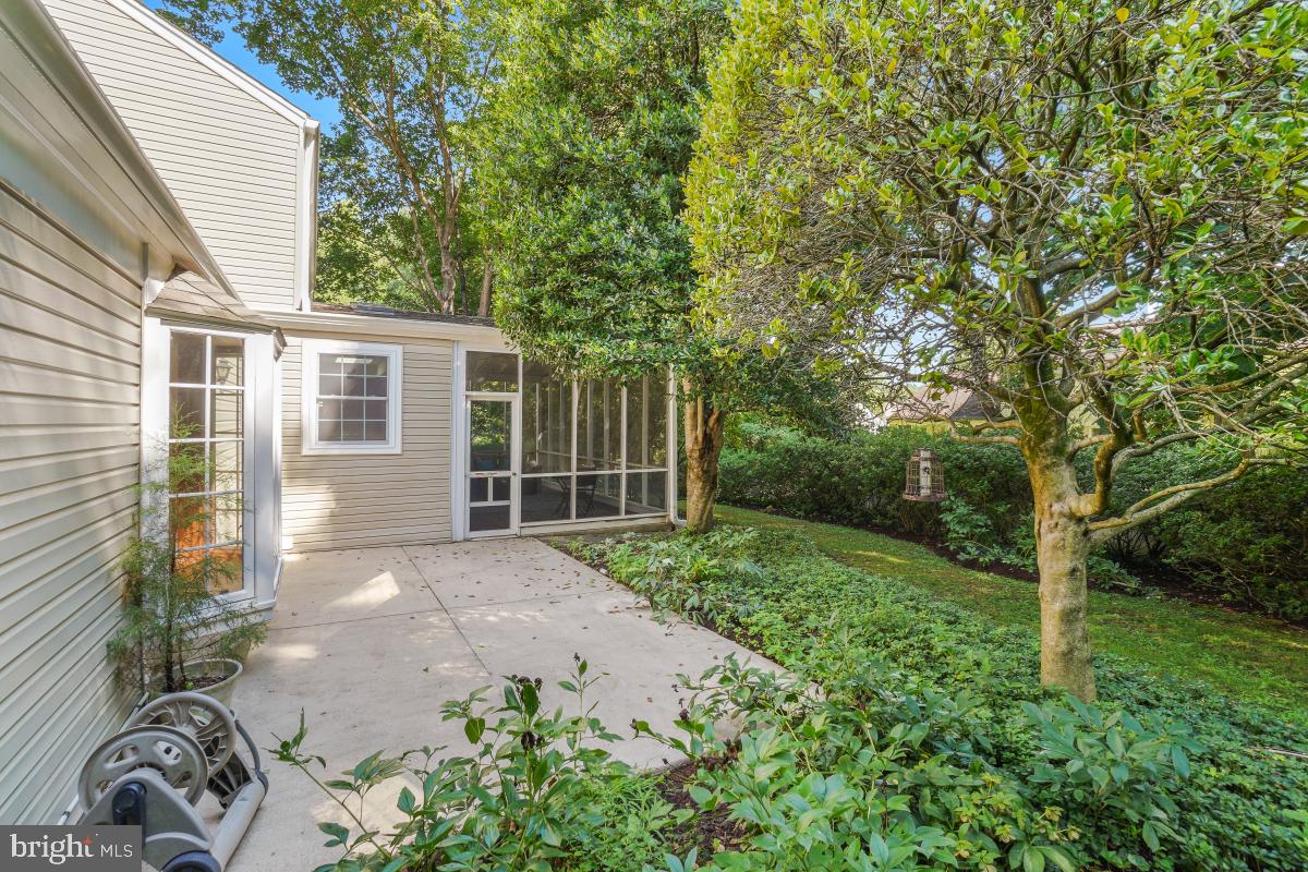 Potomac, Maryland, 20854, United States, 4 Bedrooms Bedrooms, ,3 BathroomsBathrooms,Residential,Active,1889030