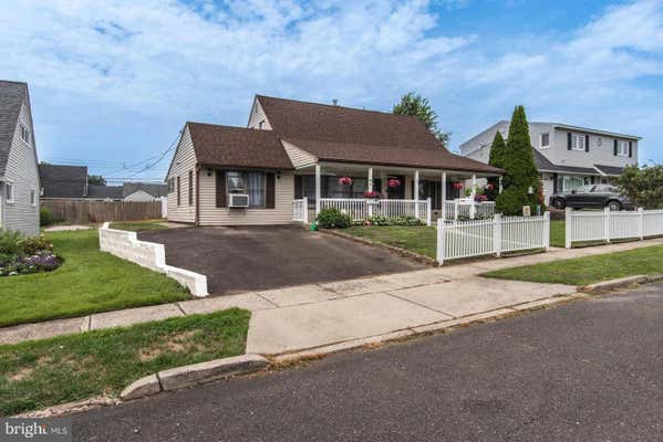 54 PARKSIDE CIR, LEVITTOWN, PA 19056 - Image 1