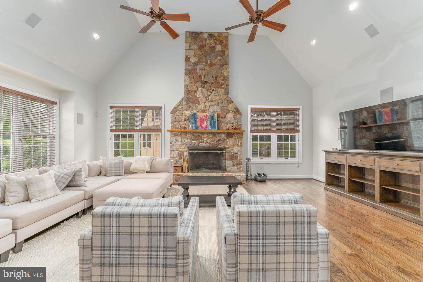 Wilmington, Delaware, 19807, United States, 6 Bedrooms Bedrooms, ,10 BathroomsBathrooms,Residential,Active,1839436