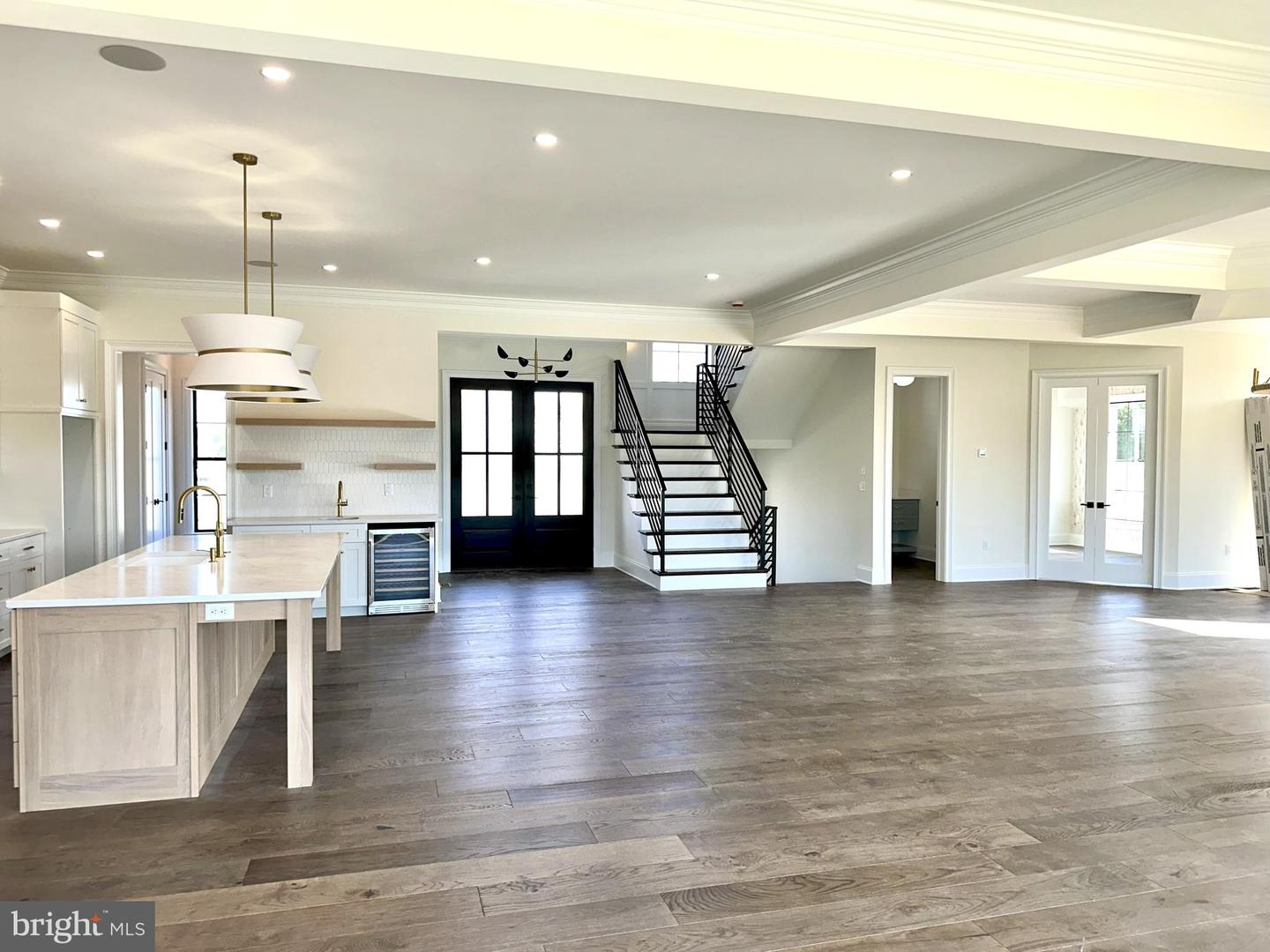 Lancaster, Pennsylvania, 17601, United States, 4 Bedrooms Bedrooms, ,5 BathroomsBathrooms,Residential,Active,1941391