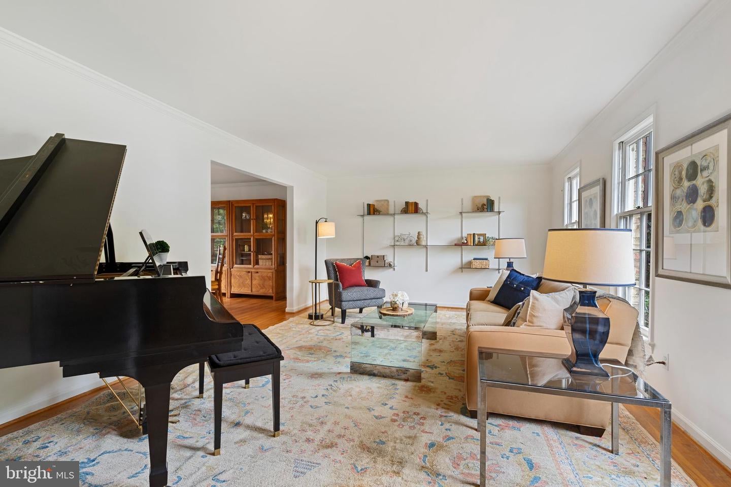 Arlington, Virginia, 22207, United States, 5 Bedrooms Bedrooms, ,4 BathroomsBathrooms,Residential,Active,1843845