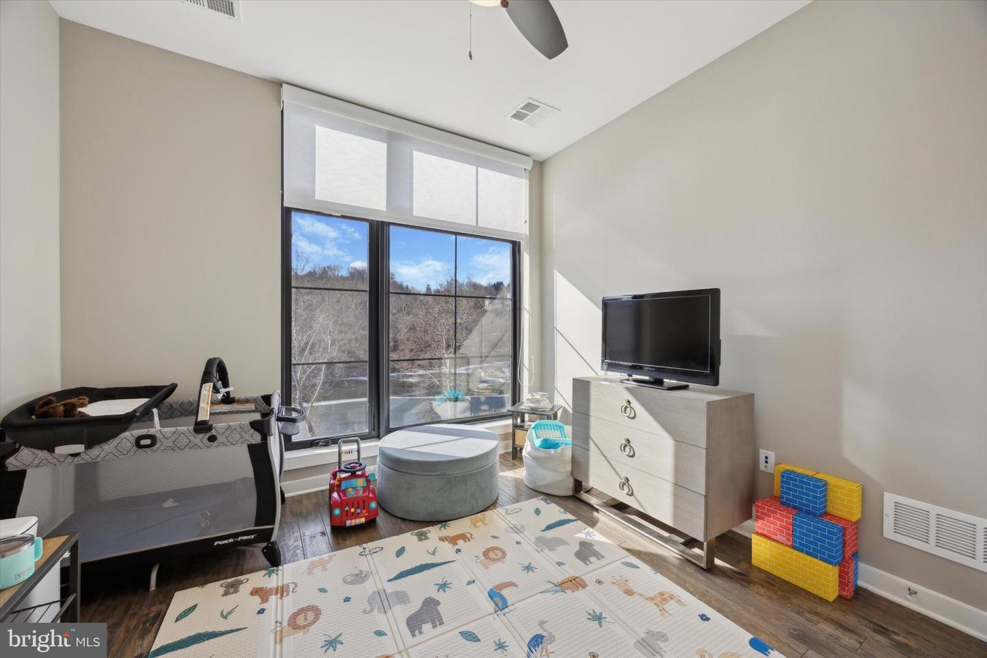 Philadelphia, Pennsylvania, 19127, United States, ,4 BathroomsBathrooms,Residential,Active,1849520