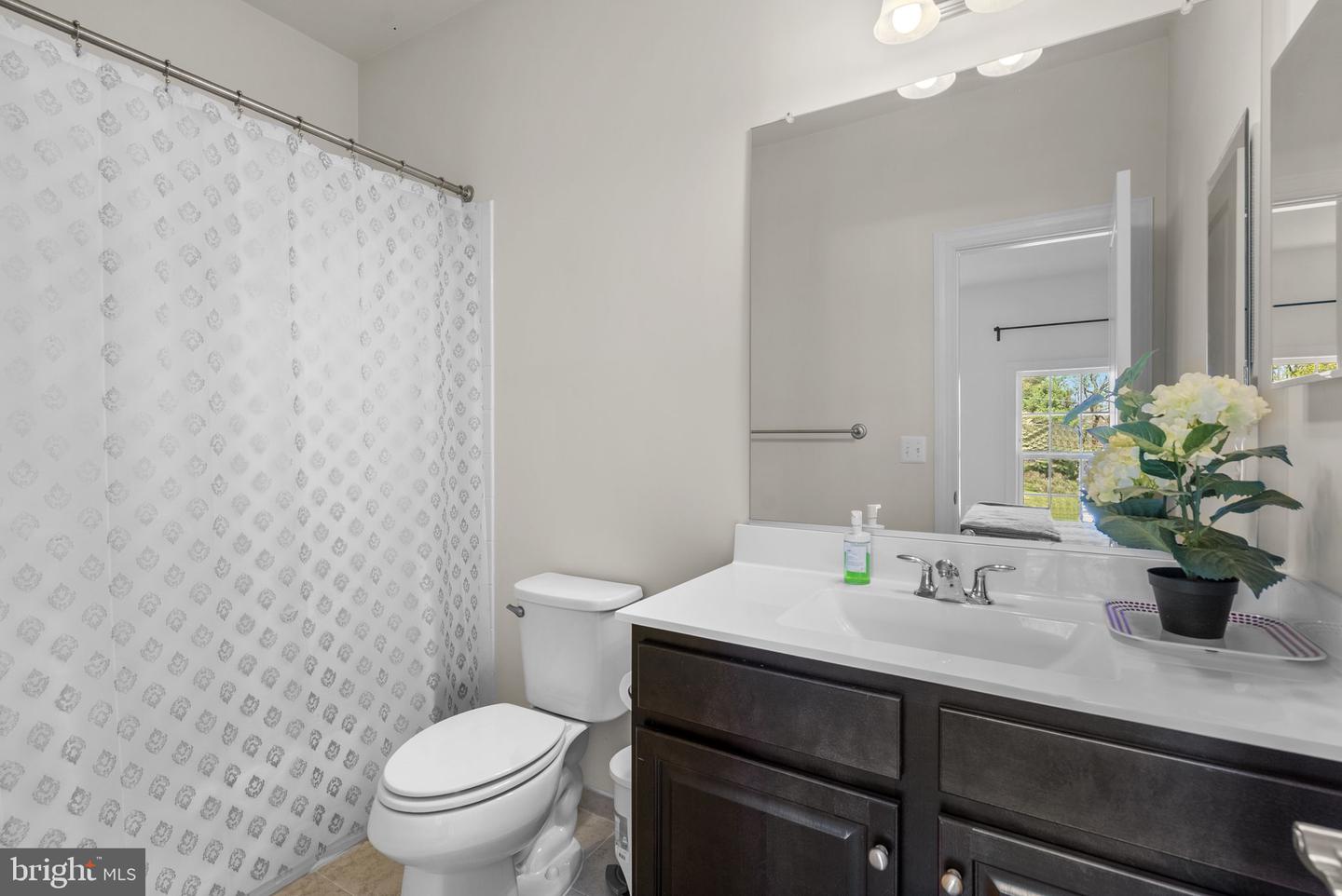 Clarksburg, Maryland, 20871, United States, 4 Bedrooms Bedrooms, ,4 BathroomsBathrooms,Residential,Active,2037095