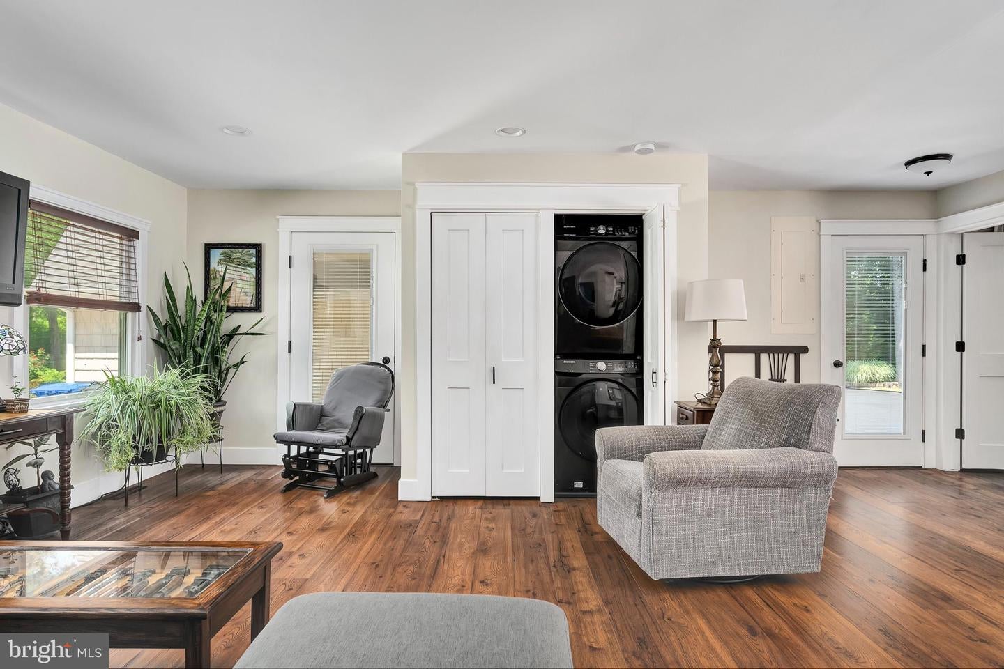 Manahawkin, New Jersey, 08050, United States, 4 Bedrooms Bedrooms, ,3 BathroomsBathrooms,Residential,Active,1879973