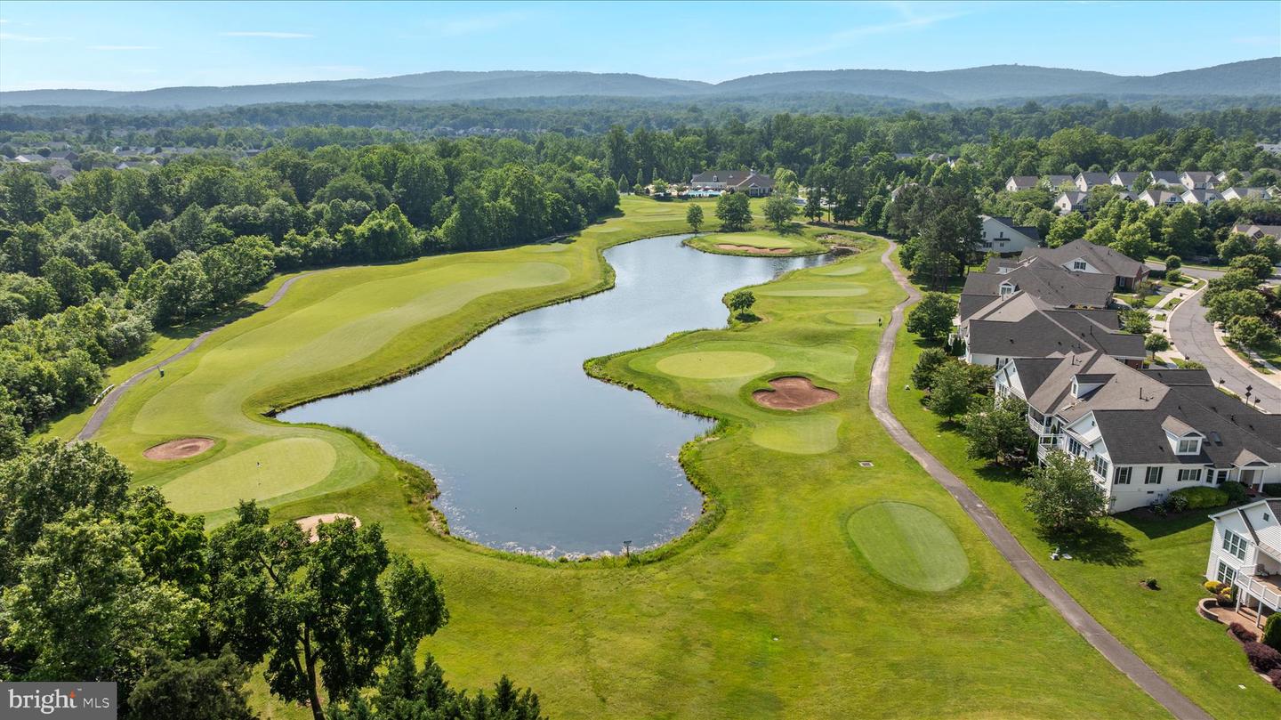 Haymarket, Virginia, 20169, United States, 5 Bedrooms Bedrooms, ,5 BathroomsBathrooms,Residential,Pending,2045778