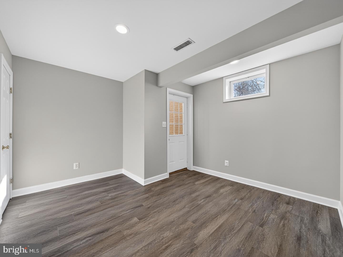 Bethesda, Maryland, 20817, United States, 4 Bedrooms Bedrooms, ,4 BathroomsBathrooms,Residential,Contingent,2006852