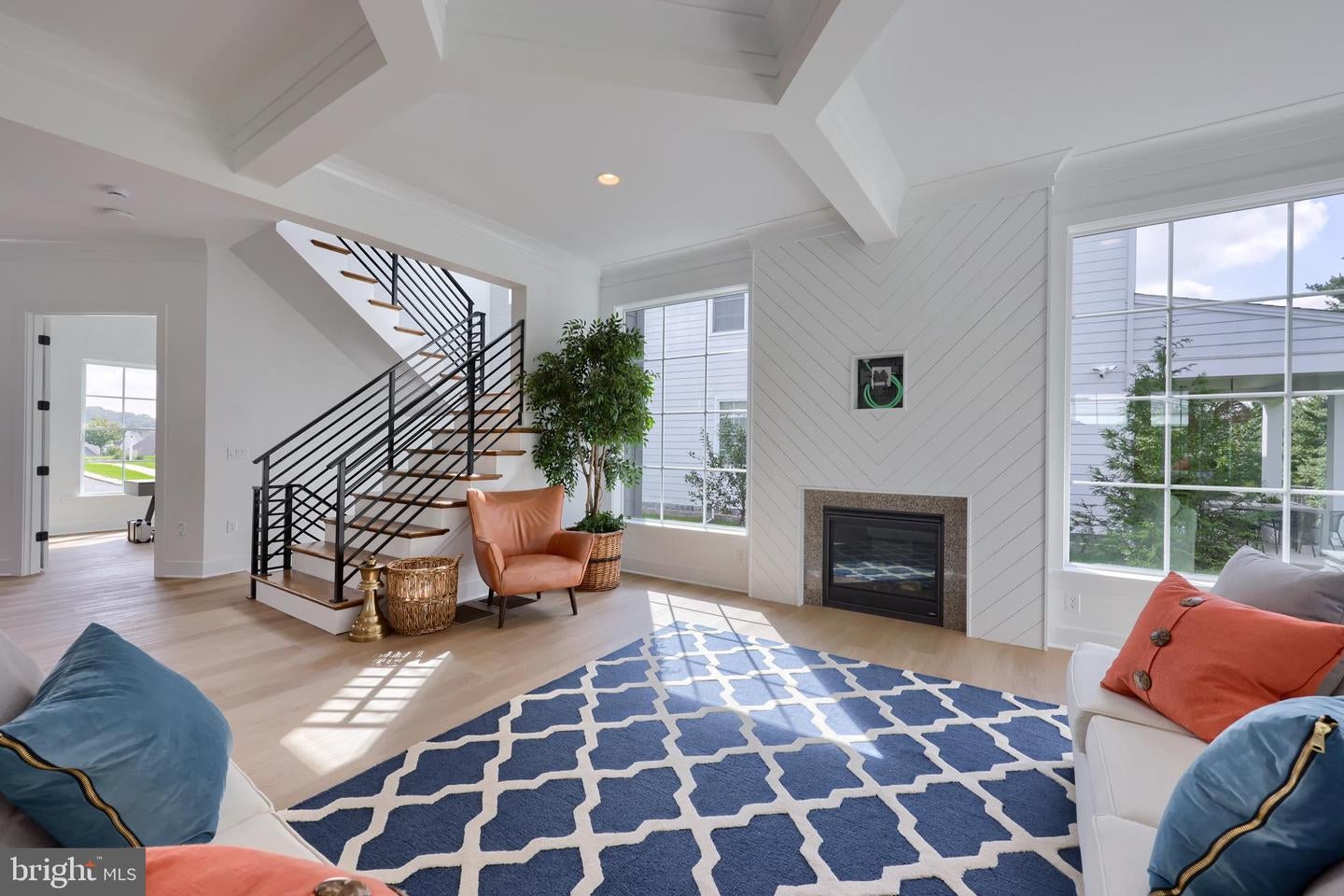 East Petersburg, Pennsylvania, 17520, United States, 4 Bedrooms Bedrooms, ,5 BathroomsBathrooms,Residential,Active,1702111