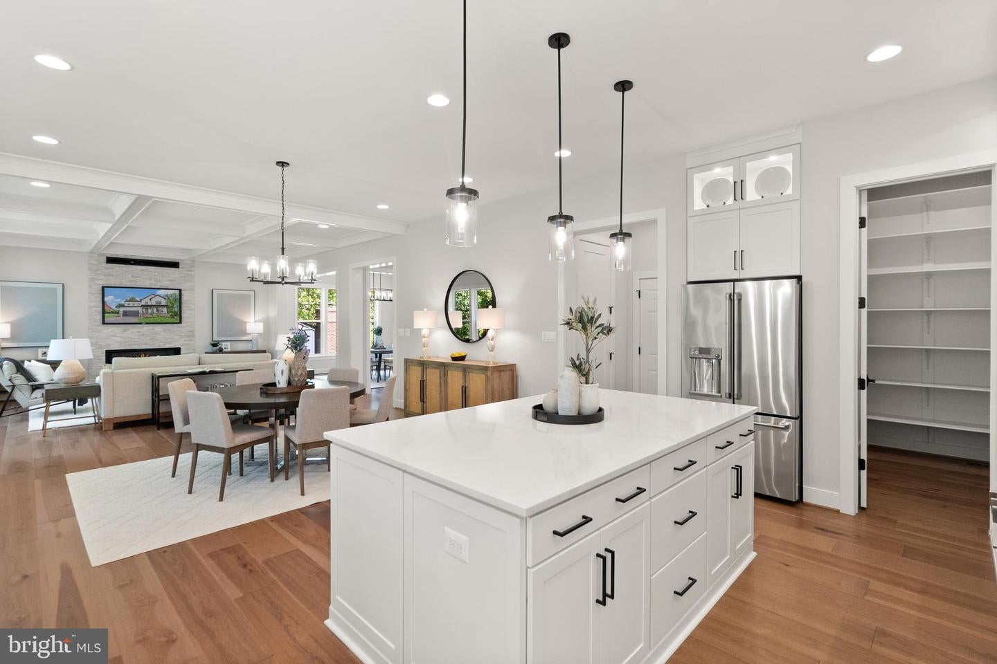 Falls Church, Virginia, 22046, United States, 7 Bedrooms Bedrooms, ,7 BathroomsBathrooms,Residential,Active,1798016