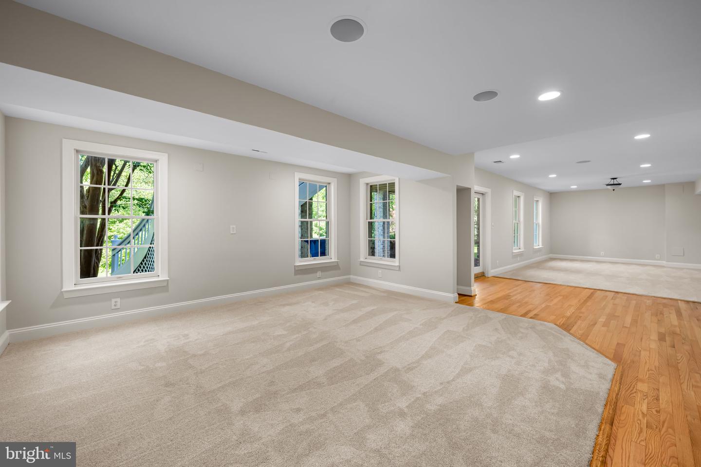 Ellicott City, Maryland, 21042, United States, 5 Bedrooms Bedrooms, ,5 BathroomsBathrooms,Residential,Pending,2045798